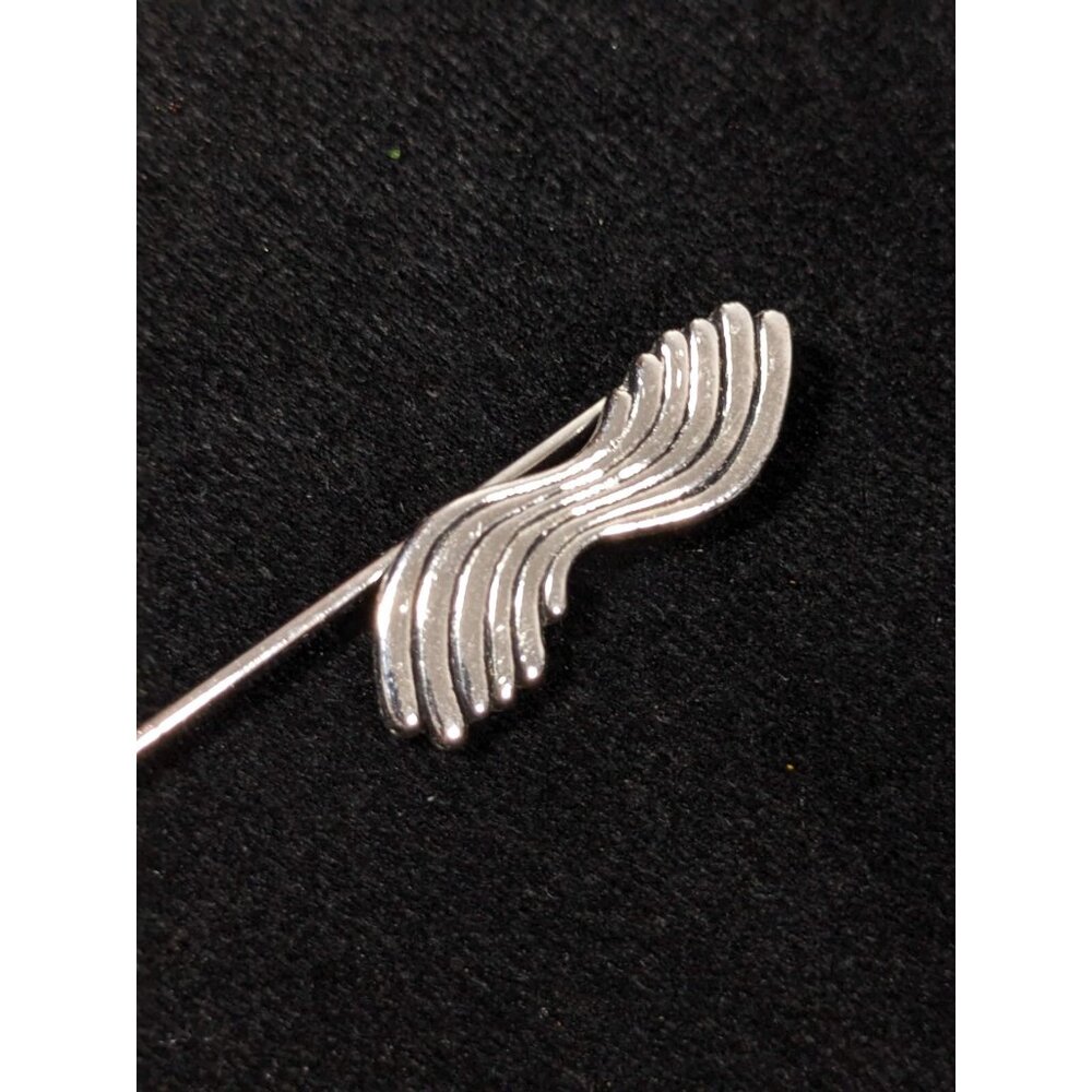 Vintage Sarah Coventry Silver Tone Curved Bar Stick Pin Modernist